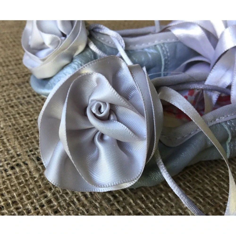 Kamara Toddler Girls Size 10 Gray Silver Leather Ballet Slippers Satin Ribbon
